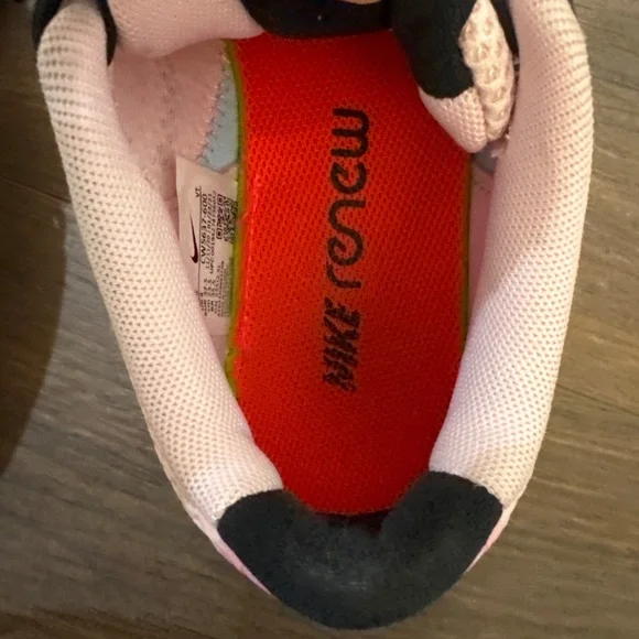 Nike Renew Running Shoes Sneakers for Women Size US 6.5 Pink Foam - Picture 11 of 17